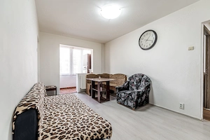 Apartament cu 3 camere, etaj 1 + loc de parcare pe Aleea Predeal - imagine 3