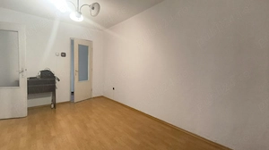 Apartament 2 camere   43 mp   in Deva, Et. 2   zona Dacia - imagine 2