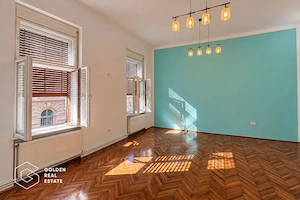 Apartament ultracentral, 3 camere, ideal atat ca locuinta, cat si pt birouri