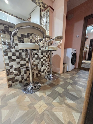 Apartament 2 camere decomandate   Micro 13 | Etaj 2 | Renovat | Mobilat modern | Centrală proprie - imagine 10