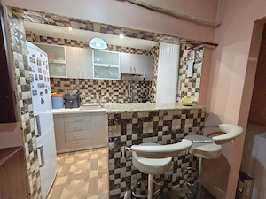 Apartament 2 camere decomandate   Micro 13 | Etaj 2 | Renovat | Mobilat modern | Centrală proprie - imagine 11