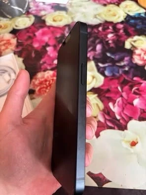 iPhone 13 128 GB, impecabil