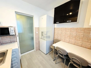 Apartament 3 camere decomandat si balcon Strand - imagine 5