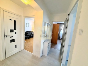 Apartament 3 camere decomandat si balcon Strand - imagine 6
