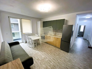 Apartament 3 camere Balcon | Parcare zona Selimbar - imagine 3
