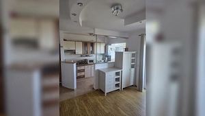 Apartament 2 camere decomandat in zona Vivo - imagine 2