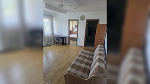 Apartament 2 camere decomandat in zona Vivo - imagine 3