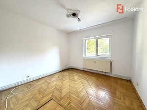 Apartament cu 2 camere nemobilat, centrala proprie - zona Torontalului - imagine 2