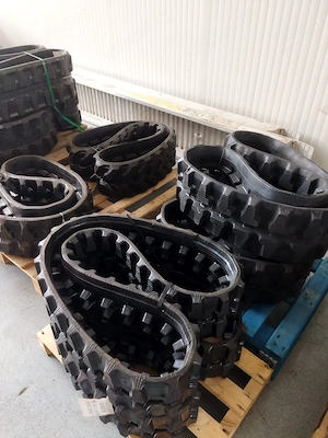 Senile de cauciuc pentru utilaje de constructii