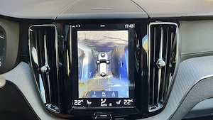 Volvo XC60 B4 AWD(4x4) AT8 Diesel Mild-Hybrid Inscription,Panorama,Scaune Ventilate,Full,St.Perfecta - imagine 9