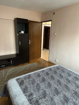 Apartament 2 camere de închiriat   zona 1001 articole, Bulevardul Mircea cel Bătrân, lângă Cinema - imagine 3