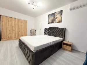 Apartament cu 2 camere de vanzare, 53 mp, decomandat, Giroc - imagine 2