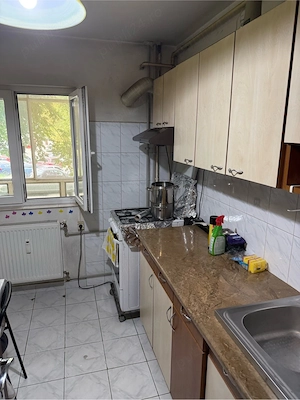 Proprietar - 2 Camere DECOMANDAT, Etaj 1, Piața Rahova   Str. Ilie Câmpeanu (Mobilat & Utilat) - imagine 3