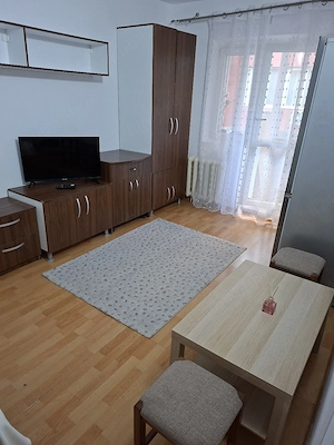 Proprietar închiriez garsoniera! - imagine 5