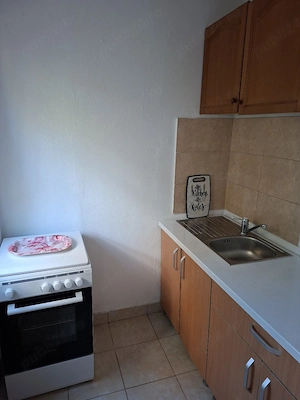 Proprietar închiriez garsoniera! - imagine 3