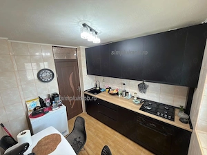 Decomandat 3 camere Drumul Taberei