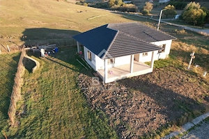 Casa Parter / 757 mp Teren Dealul Viilor