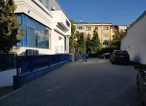 Spatiu de inchiriat (750 mp, cladire birouri), ultracentral, Focsani, 6 eur mp