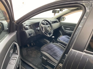 Dacia Duster 1,5 D, 4x4, an 2020 - imagine 8