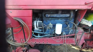 Tractor U651 4x4 - imagine 4