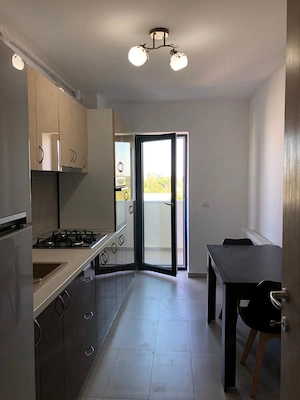Apartament cu 2 camere de închiriat( zona casa presei libere ) - imagine 5