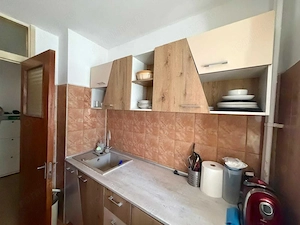 inchiriez apartament 2 camere, Giulesti, decomandat - imagine 4