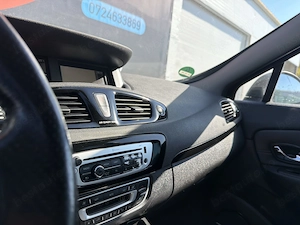 Renault Scenic - imagine 18