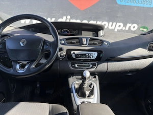 Renault Scenic - imagine 11