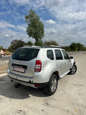 Dacia Duster dCi 4x4  - imagine 10