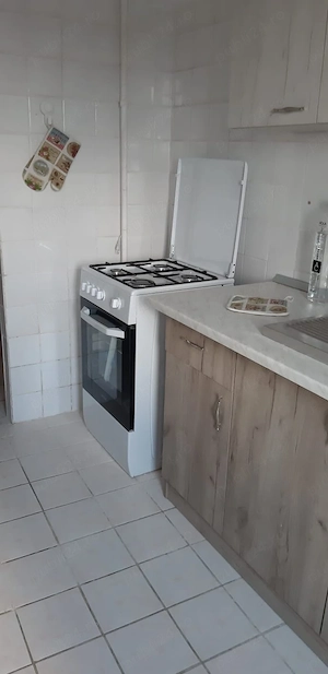 Închiriez garsonieră zona Crangasi - imagine 2