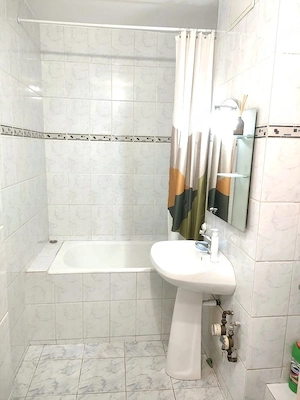  Închiriez Apartament cu 2 camere, Costin Georgian, atmosferă de acasă - imagine 6