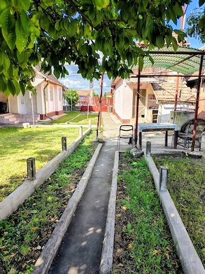 Casă de vănzare in Câmpia Turzii cartierul Șarât str. Traian nr.25  - imagine 8
