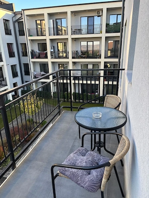 Apartament de 2 camere, decomandat, zona Europa - imagine 11
