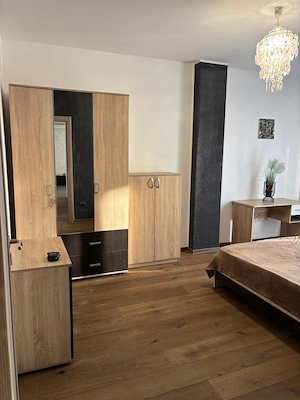 Apartament de 2 camere, decomandat, zona Europa - imagine 6