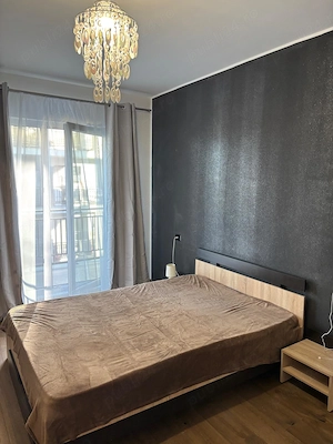Apartament de 2 camere, decomandat, zona Europa - imagine 4