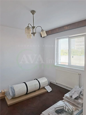 Apartament 3 camere semidecomandat, zona Bazinul de Inot - imagine 4