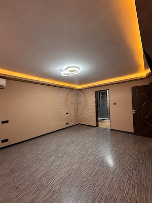 CASA DE INCHIRIAT // ZONA CIOCIANU // CURTE PROPRIE - imagine 9