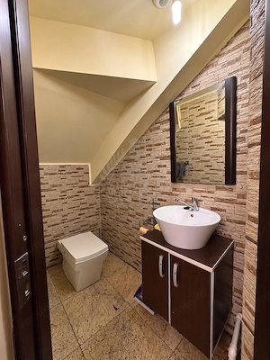 CASA DE INCHIRIAT // ZONA CIOCIANU // CURTE PROPRIE - imagine 5