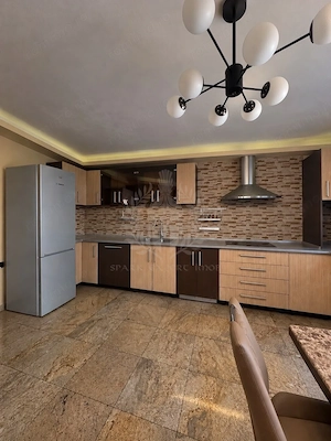 CASA DE INCHIRIAT // ZONA CIOCIANU // CURTE PROPRIE - imagine 6
