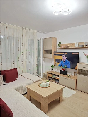 Apartament 2 camere semidecomandat, 50 mp, etaj 1,  zona Cornisa Bistritei