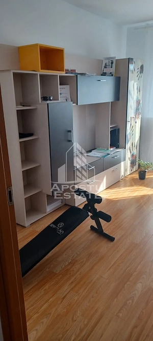 Apartament cu 2 camere de închiriat- centrala proprie, Sagului
