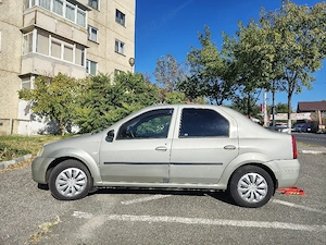 Vand Dacia Logan - model Laureat, 1.4 Benzina  - imagine 4