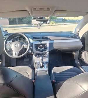 VW Passat B7 Variant 2.0 TDI DSG Highline - Carte Service & Facturi - imagine 3