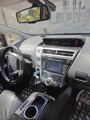Toyota Prius Plus - imagine 4