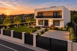 Casa noua cu priveliste | Zona Nymphaea, Oradea
