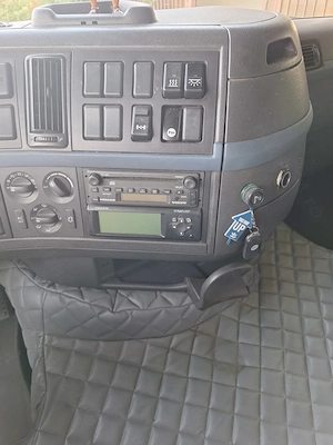 Cap tractor  volvo fh E5 - imagine 6