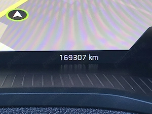 SKODA Karoq 2.0 TDI 4x4 DSG Ambition - imagine 7
