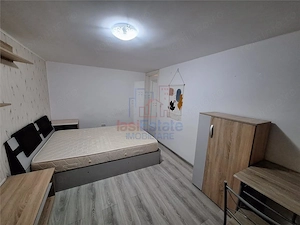 Apartament 2 camere decomandat Tatarasi str Valter Maracineanu - imagine 4