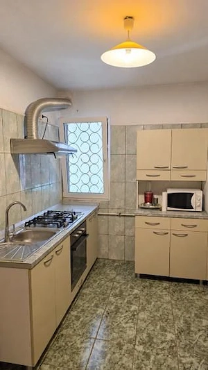 Vanzare Apartament 2 camere, 46 mp utili + lbalcon bloc 1970, Drumul Taberei - imagine 2