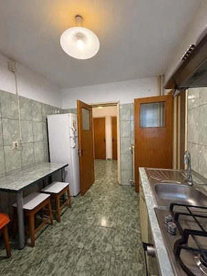 Vanzare Apartament 2 camere, 46 mp utili + lbalcon bloc 1970, Drumul Taberei - imagine 3